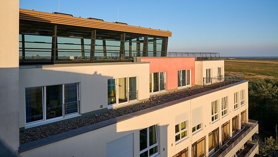 Strandklinik St. Peter-Ording beim Sonnenaufgang